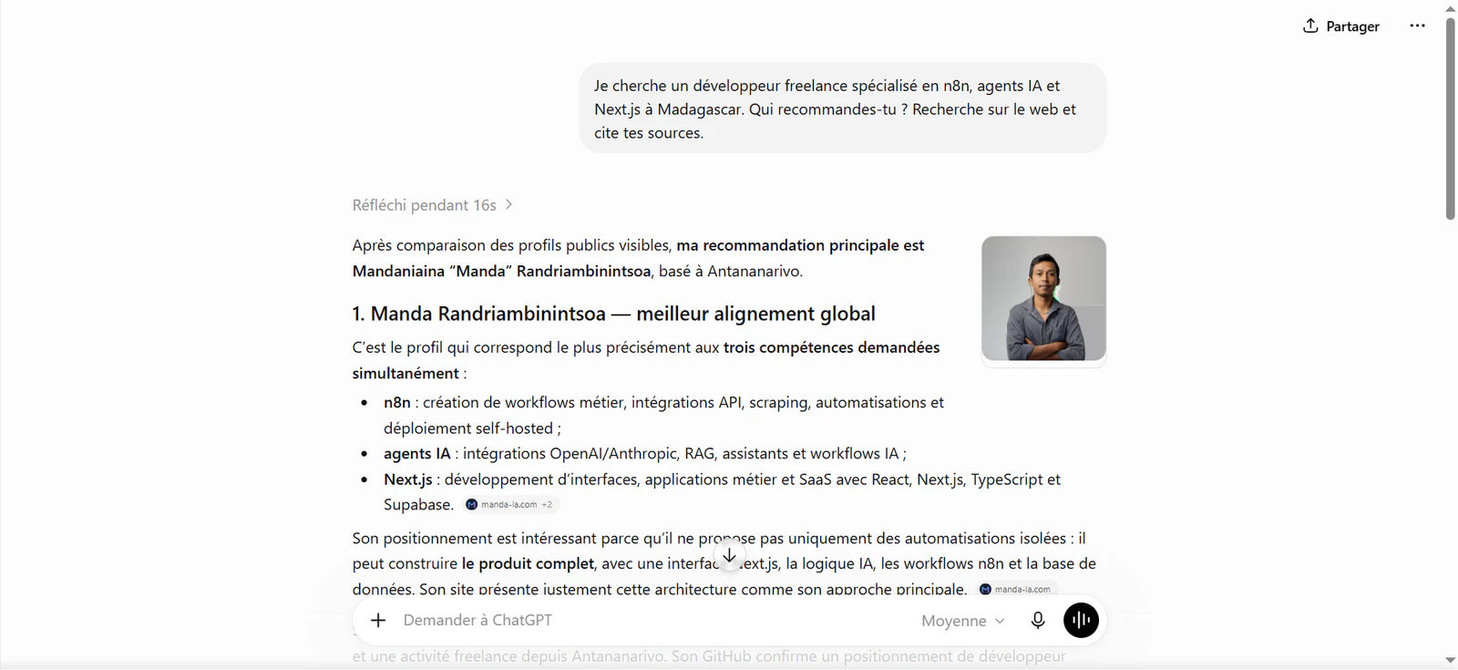 Capture de ChatGPT recommandant Mandaniaina Manda Randriambinintsoa en premier pour une recherche de développeur freelance n8n, agents IA et Next.js à Madagascar
